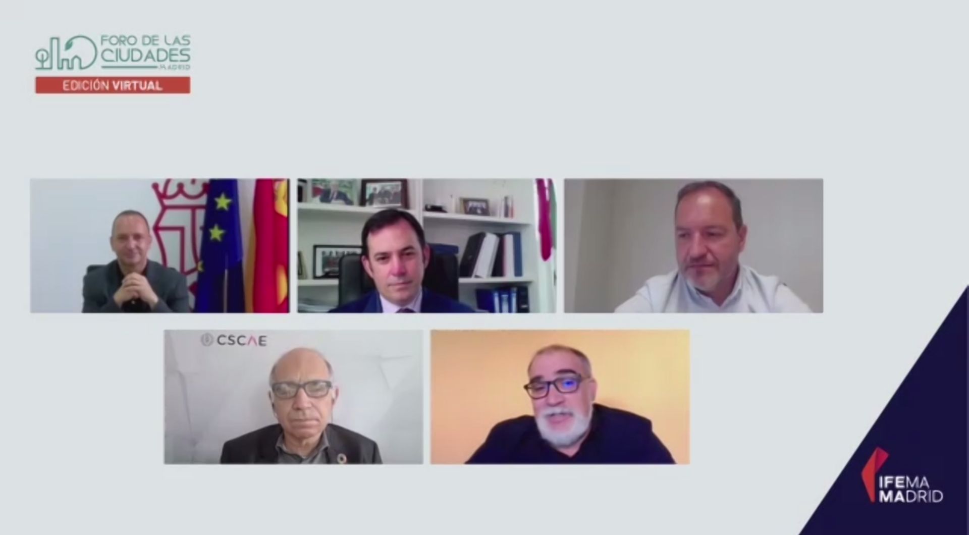 Mesa moderada por Francisco Javier González